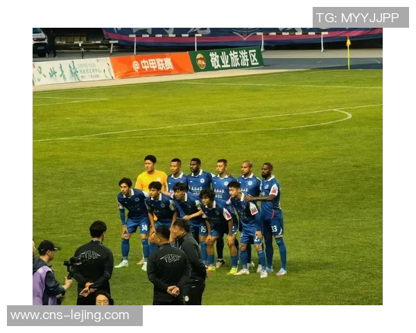 石家庄足球队奋勇争先展现拼搏精神助力城市体育发展新篇章