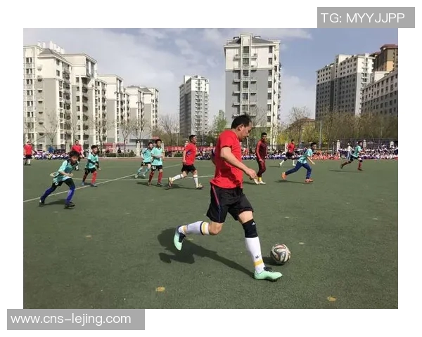 雅礼中学足球队奋勇拼搏展现青春风采助力校园文化建设与团队精神提升